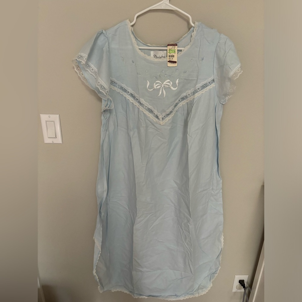 NWT Deidre VINTAGE! Nightgown